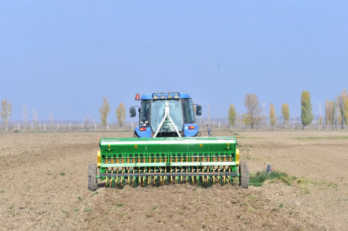 Malatya Büyükşehir Belediyesi 5 Bin Kg Tohum Ekimi Gerçekleştirdi