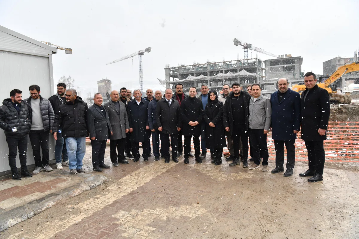AK Parti Malatya Milletvekili Abdurrahman Babacan, bugün Merkez 4 olarak numaralandırdığımız rezerv alanı ziyaret etti.