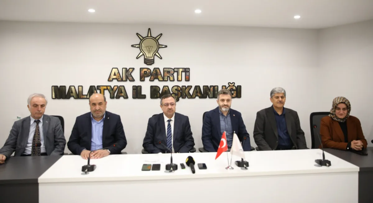 İl Başkanı Bakan, zirai don olayı ile ilgili bilgilendirme toplantısı düzenledi