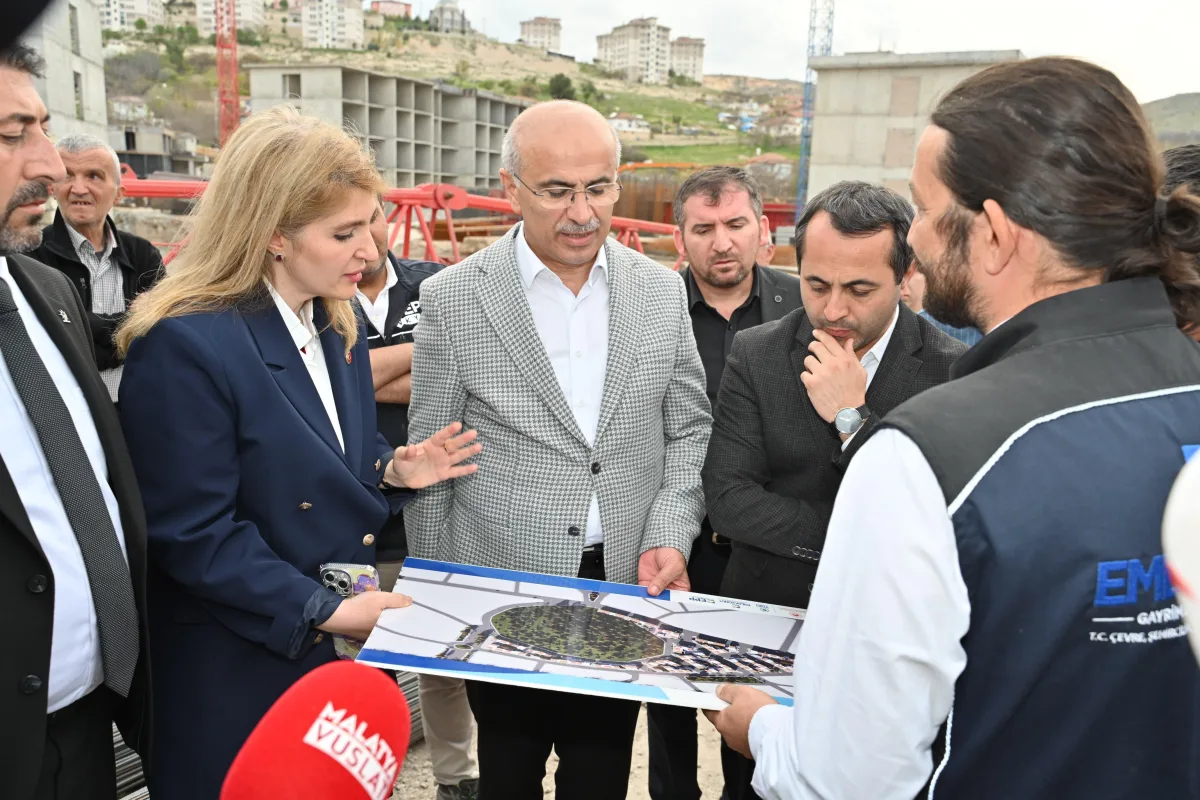 Malatya Büyükşehir Belediyesi yol açma çalışmalarına aralıksız devam ediyor