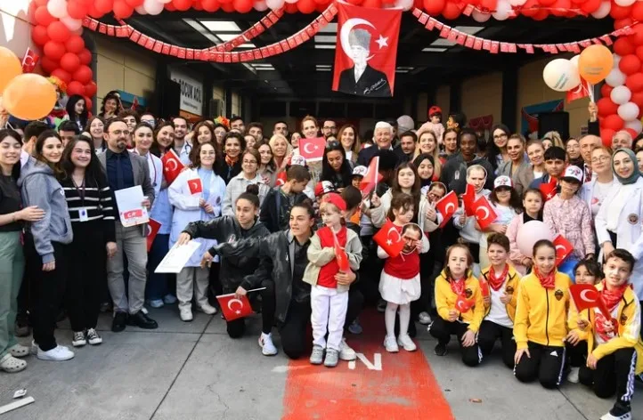 Sporcular ve Ünlülerden, Çocuklara Moral Ziyareti
