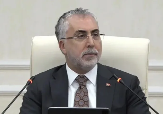 Bakan Işıkhan, İşsizlikte Tarihi Düşüşü Açıkladı