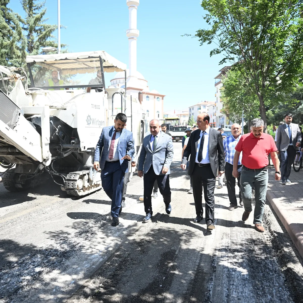 BAŞKAN GEÇİT, “ULAŞIM AĞIMIZI, PLANLI YATIRIMLARLA GÜÇLENDİRİYORUZ”