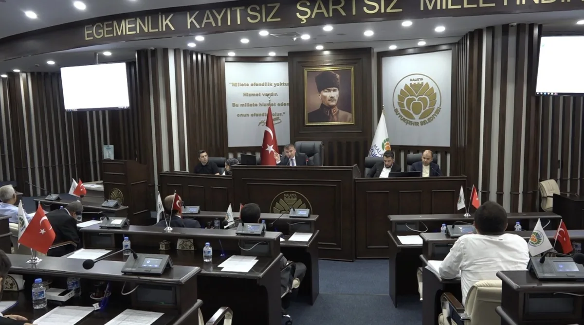 BÜYÜKŞEHİR BELEDİYE MECLİSİ AĞUSTOS AYI TOPLANTISI YAPILDI