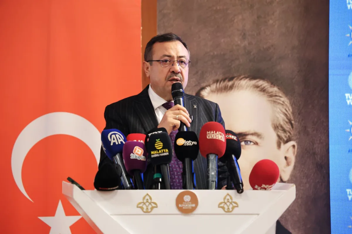 Ali Bakan: “Asrın Felaketini Yaşadık, Asrın Destanını Yazdık”