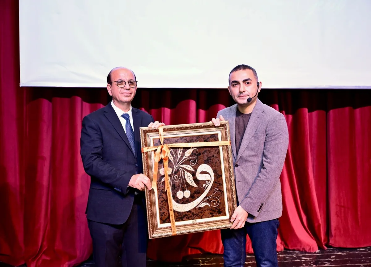 “DUYULMAYAN ÇOCUK, YORGUN ANNE-BABA, KAYBOLAN İLETİŞİM” KONFERANSINA YOĞUN İLGİ