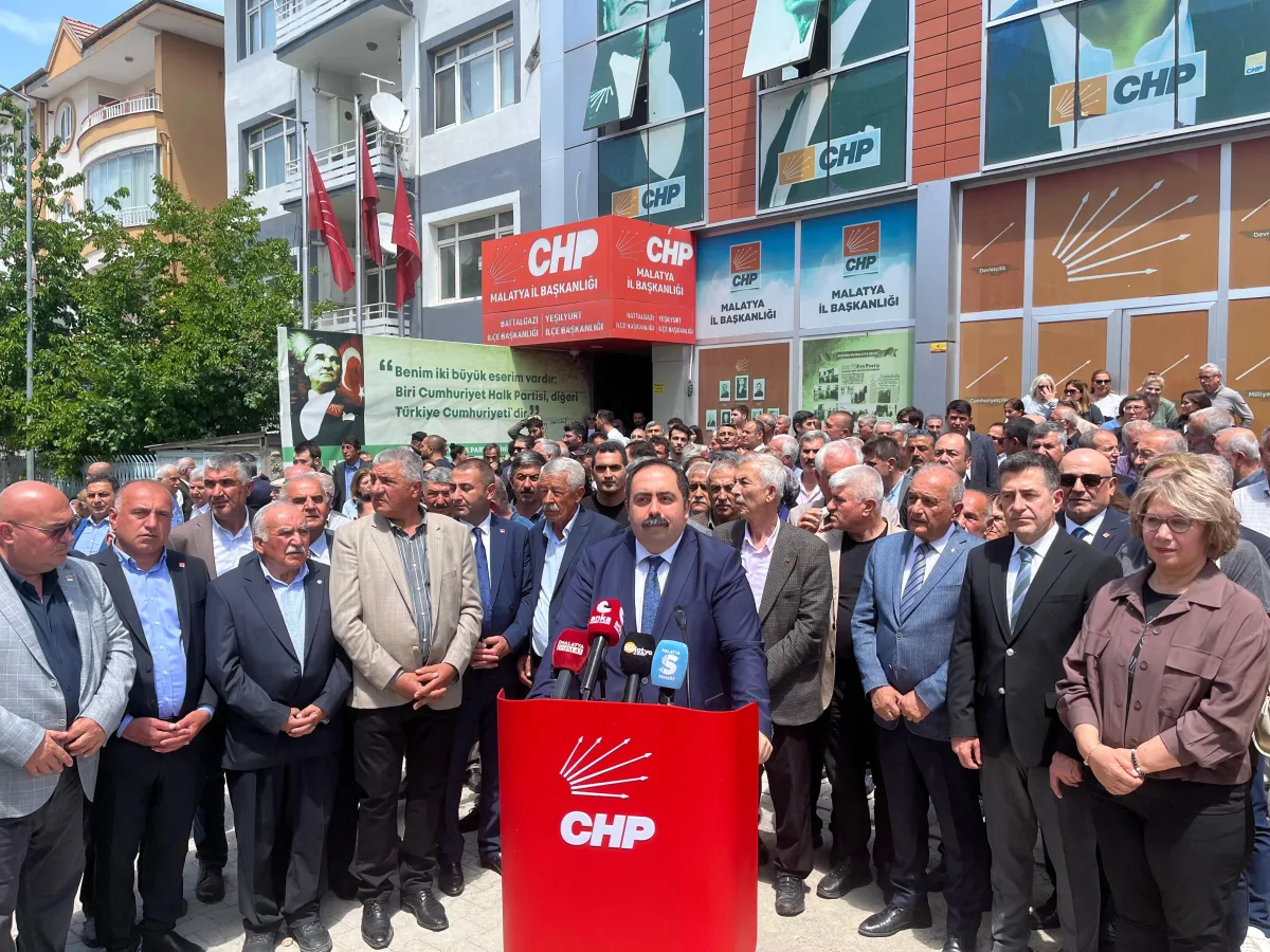 YILDIZ “DEMOKRASİYE, HUKUKA VE HALKIN İRADESİNE SAHİP ÇIKMAK İÇİN TOPLANDIK”