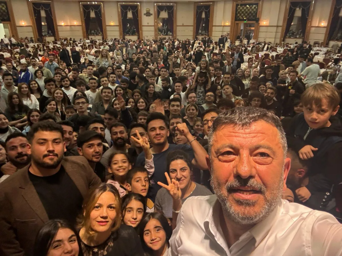 Veli Ağbaba: “Hiçbir Zorluk 19 Mayıs Öncesinden Daha Büyük Değildir”