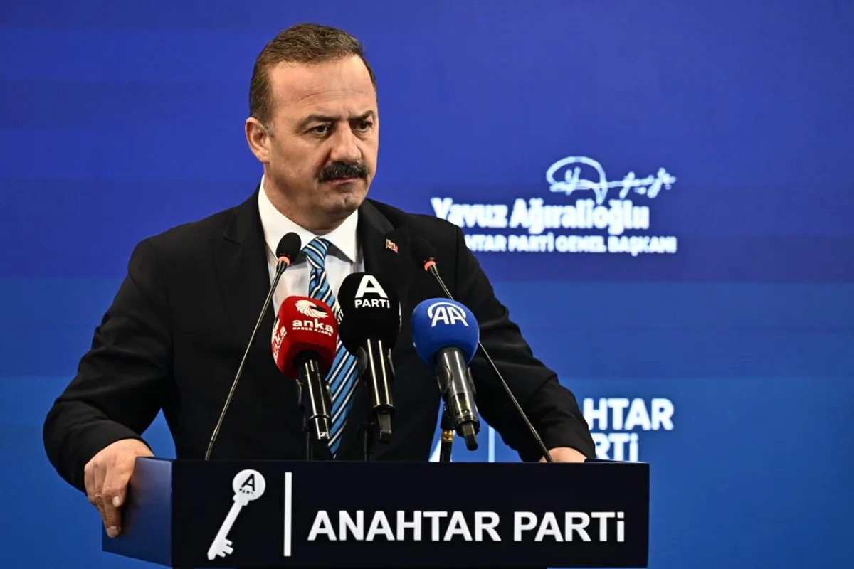 YAVUZ AĞIRALİOĞLU: HÜKÜMET İKTİDARDA KALABİLMEK İÇİN HER ŞEYİ AMA HER ŞEYİ YAPACAKTIR!