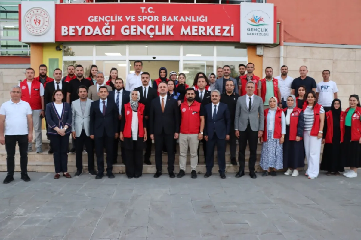 Gençlik ve Spor Bakan Yardımcımız Dr. Enes Eminoğlu, Beydağı Gençlik Kampı ve Gençlik Merkezini Ziyaret Etti