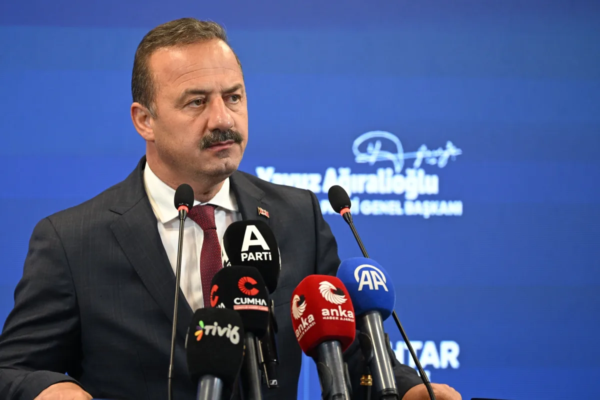 YAVUZ AĞIRALİOĞLU: DEVLETİMİZİ HALELDAR EDECEK EN UFAK BİR LEKEYE TEBESSÜM ETMEDİK!..