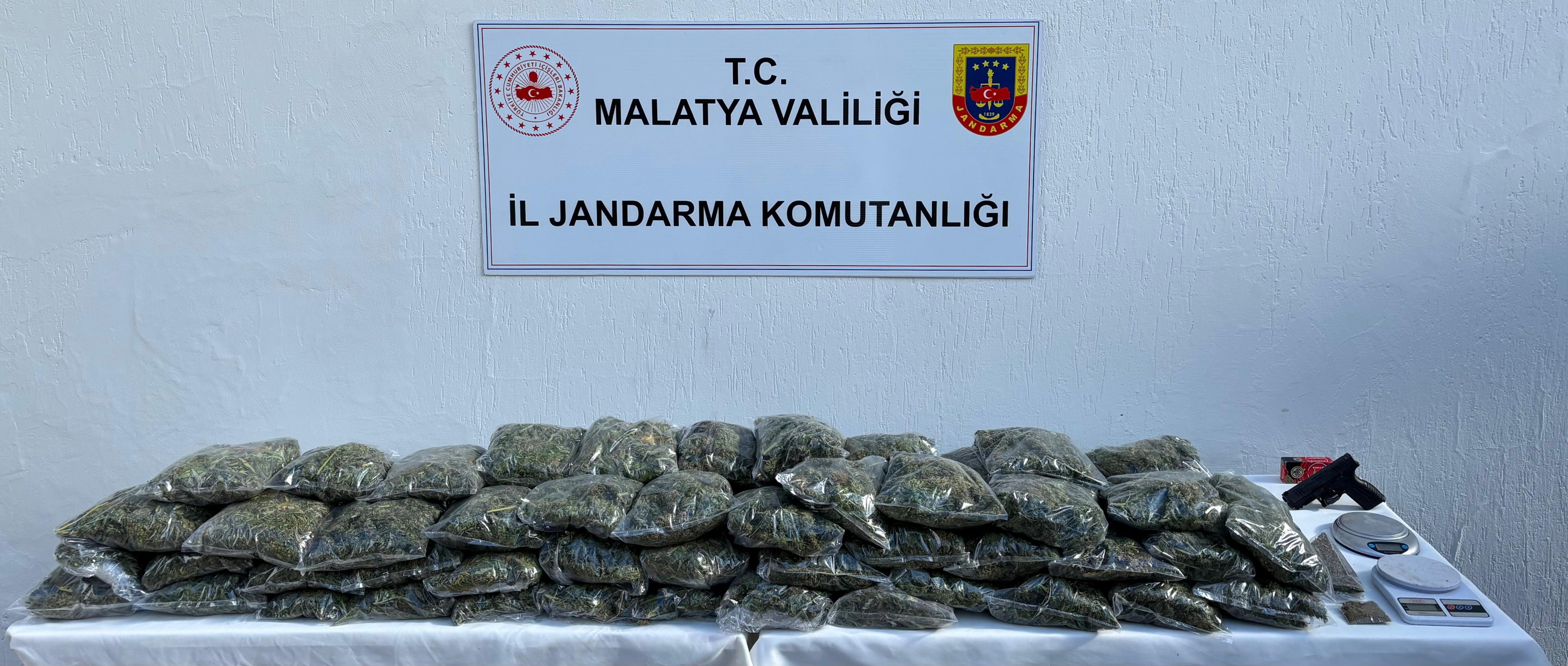 İl Malatya Jandarması'ndan Uyuşturucu Tacirlerine Darbe