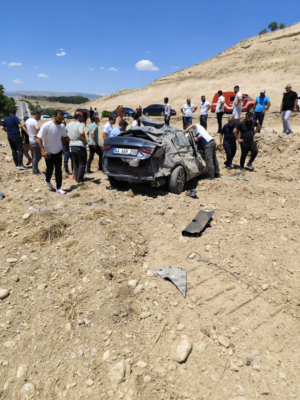 Malatya'da Kontrolünü Kaybeden Sürücü Ağır Yaralandı