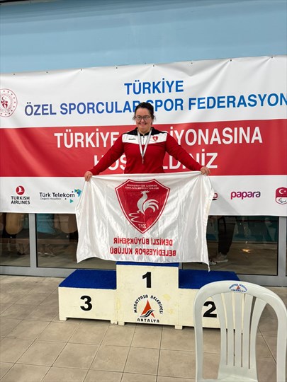 Özel Sporculardan Gururlandıran Başarı