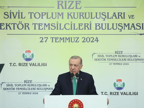 “Türkiye, zulme karşı durarak insanlığın vicdanı oldu”