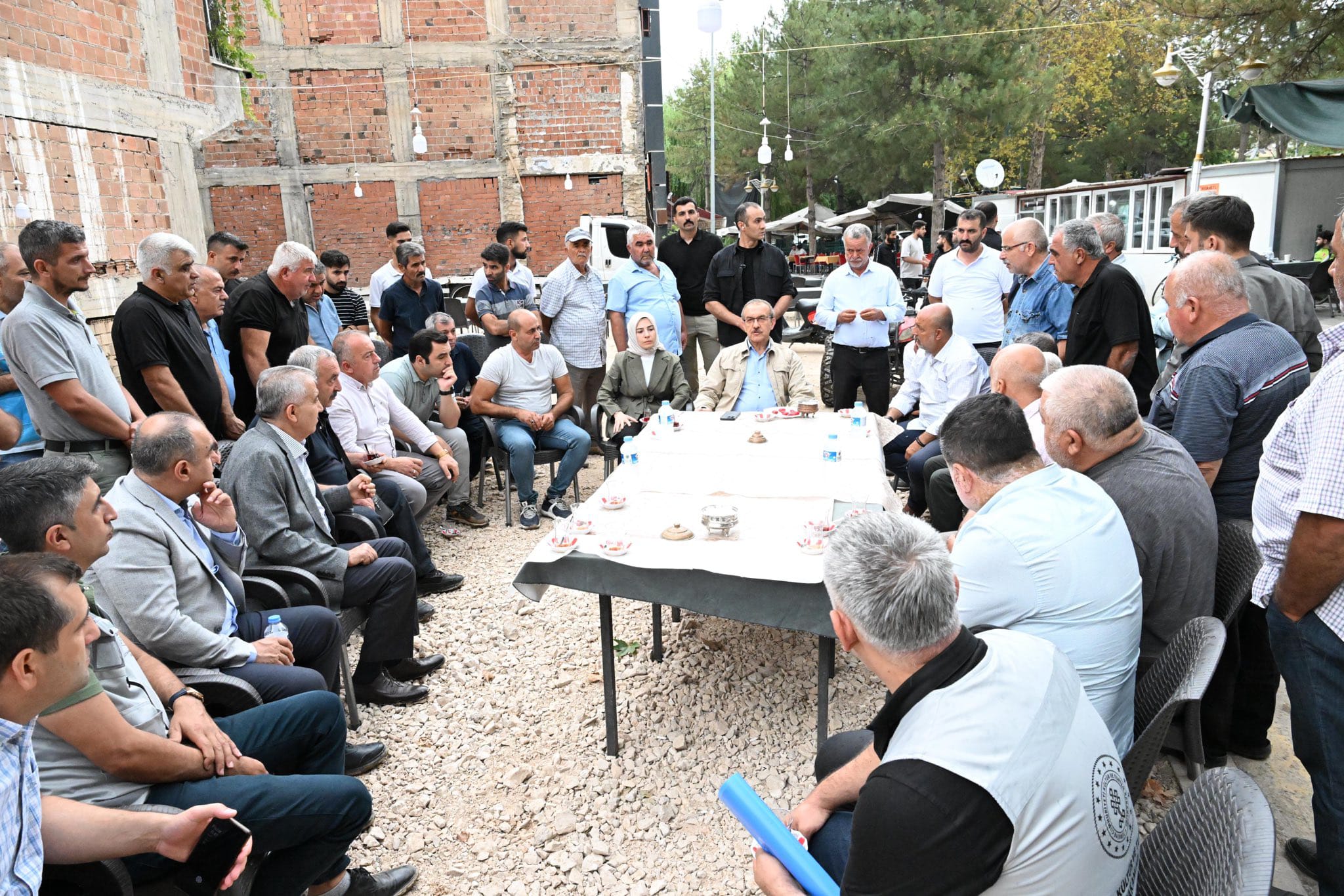 Vali Seddar Yavuz Yeşilyurt İlçesinde Depremden Etkilenen Kültür Varlıklarını İnceledi