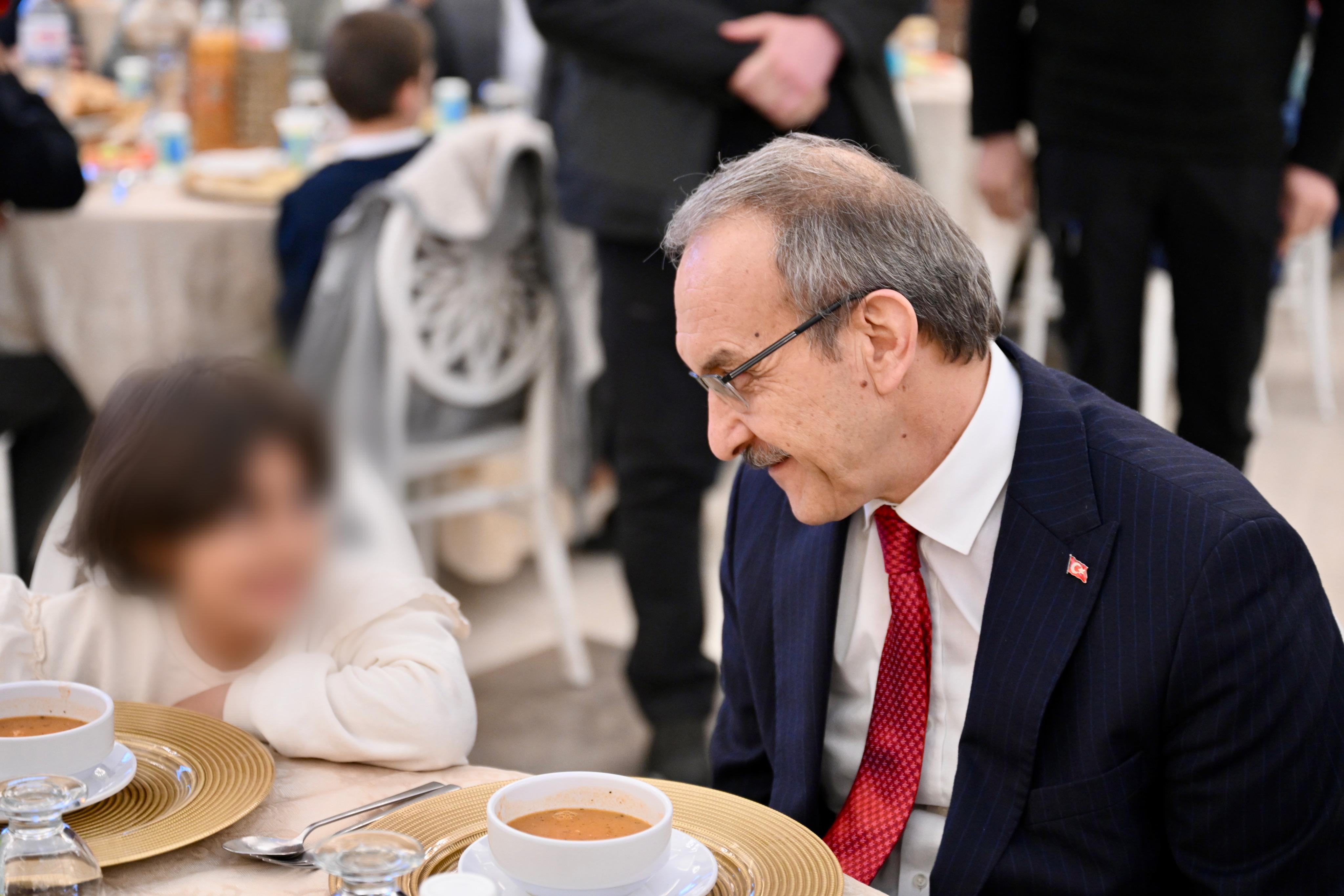 Vali Yavuz, MÜSİAD Tarafından Düzenlenen İftar Programına Katıldı