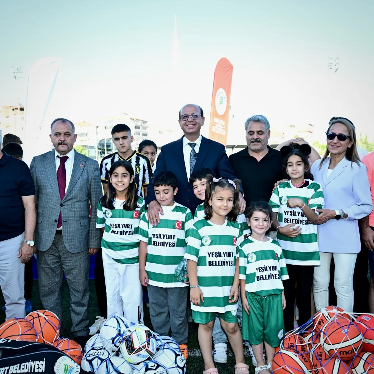 YEŞİLYURT BELEDİYESİ SPOR AKADEMİSİ YAZ SPOR OKULLARI BAŞLADI