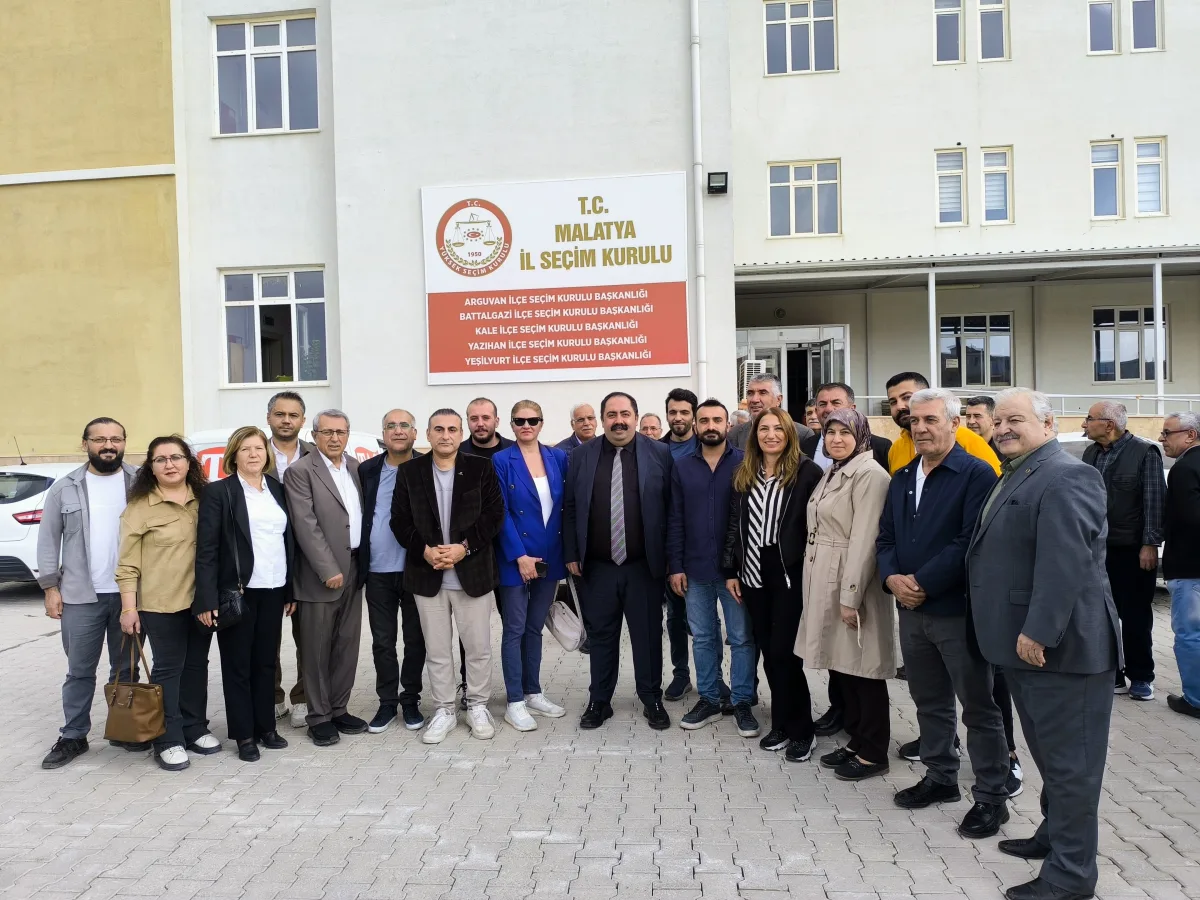 CHP MALATYA İL YÖNETİMİ MAZBATASINI ALDI