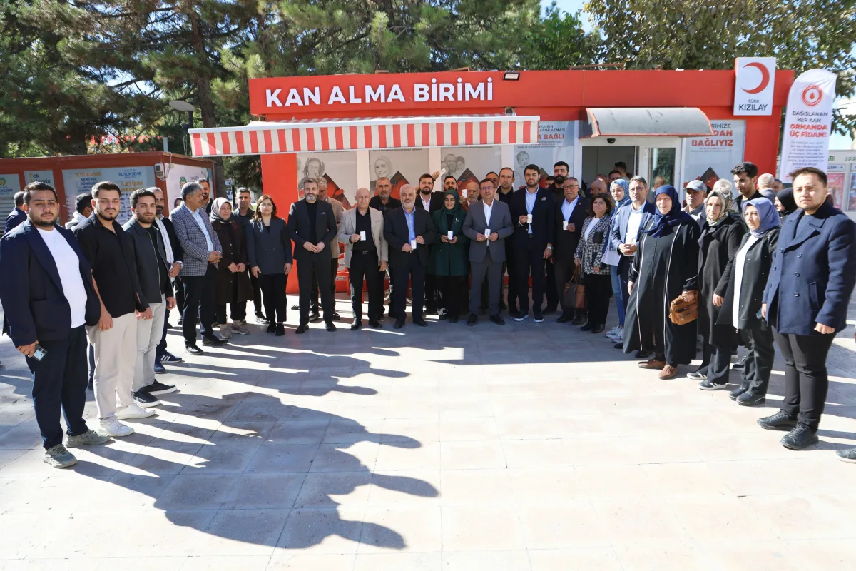 AK Parti Malatya Teşkilatından Kızılay Haftası’nda Kan Bağışı Kampanyası
