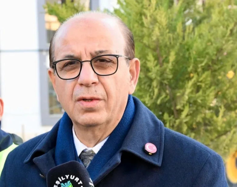 BAŞKAN GEÇİT: “YEŞİL YAŞAM EVLERİ, YEŞİLYURT’UN GELECEĞİNE DEĞER KATIYOR”