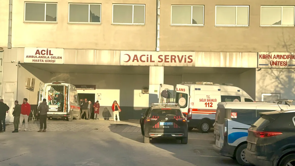 Lokantada Alacak Verecek Kavgası: 3 Yaralı
