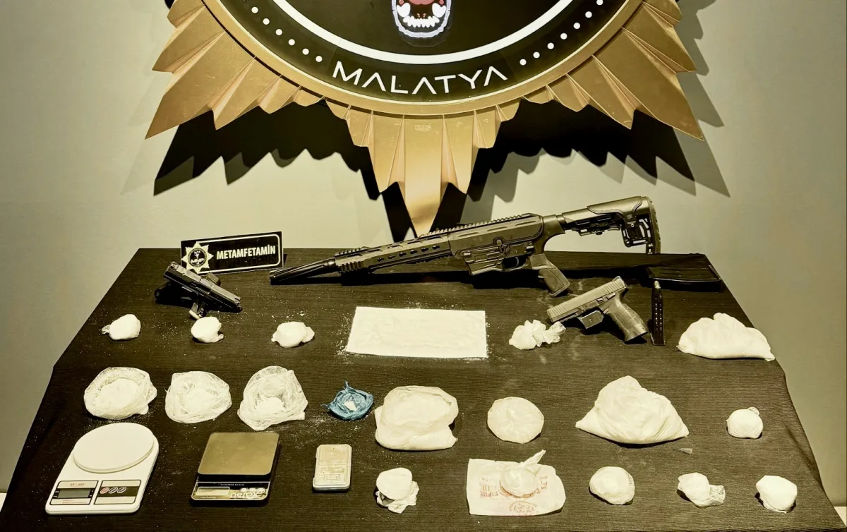 Malatya’da Narkotik Operasyonu: 2 Kilo 263 Gram Metamfetamin Ele Geçirildi
