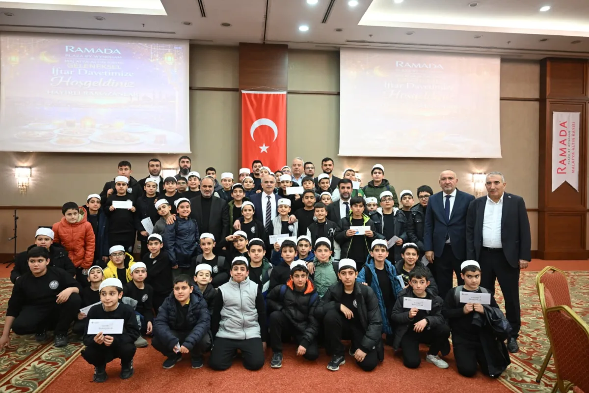 “CAMİLERİMİZİ KÜLLİYE ANLAYIŞIYLA İNŞA EDİYORUZ”