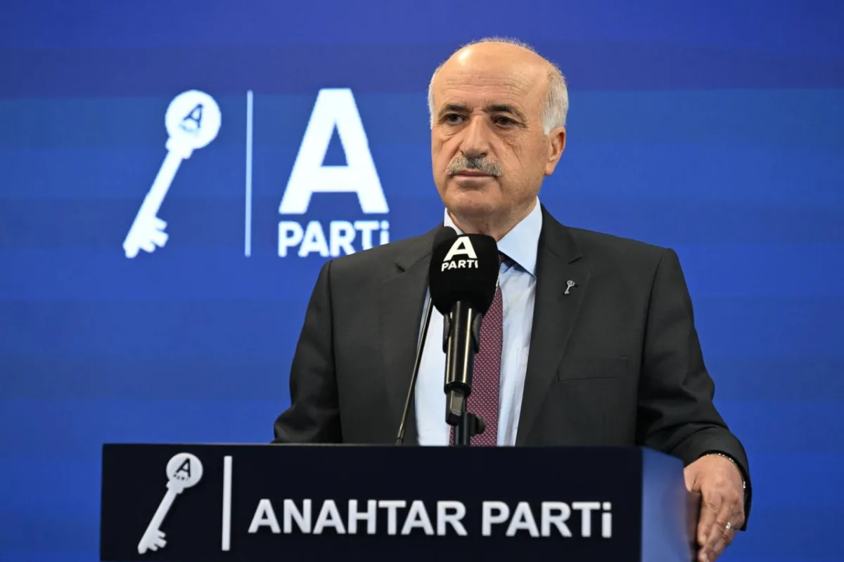 ANAHTAR PARTİ SÖZCÜSÜ FUAT GEÇEN: BÖLGEMİZ ATEŞ ÇEMBERİ, TÜRKİYE SAVAŞIN DIŞINDA KALMALI